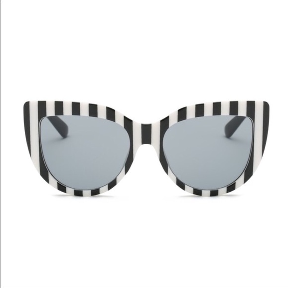Trindy Clozet Boutique Accessories - Pinstripe Cateye Sunglasses